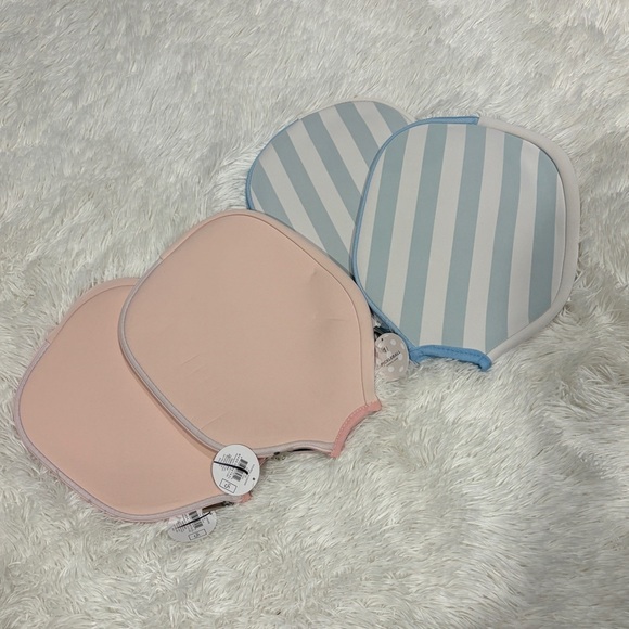 Target Bullseye Playground Pickleball Covers - Set Of 4 - NWT - 2 pink, 2 blue - Picture 6 of 8